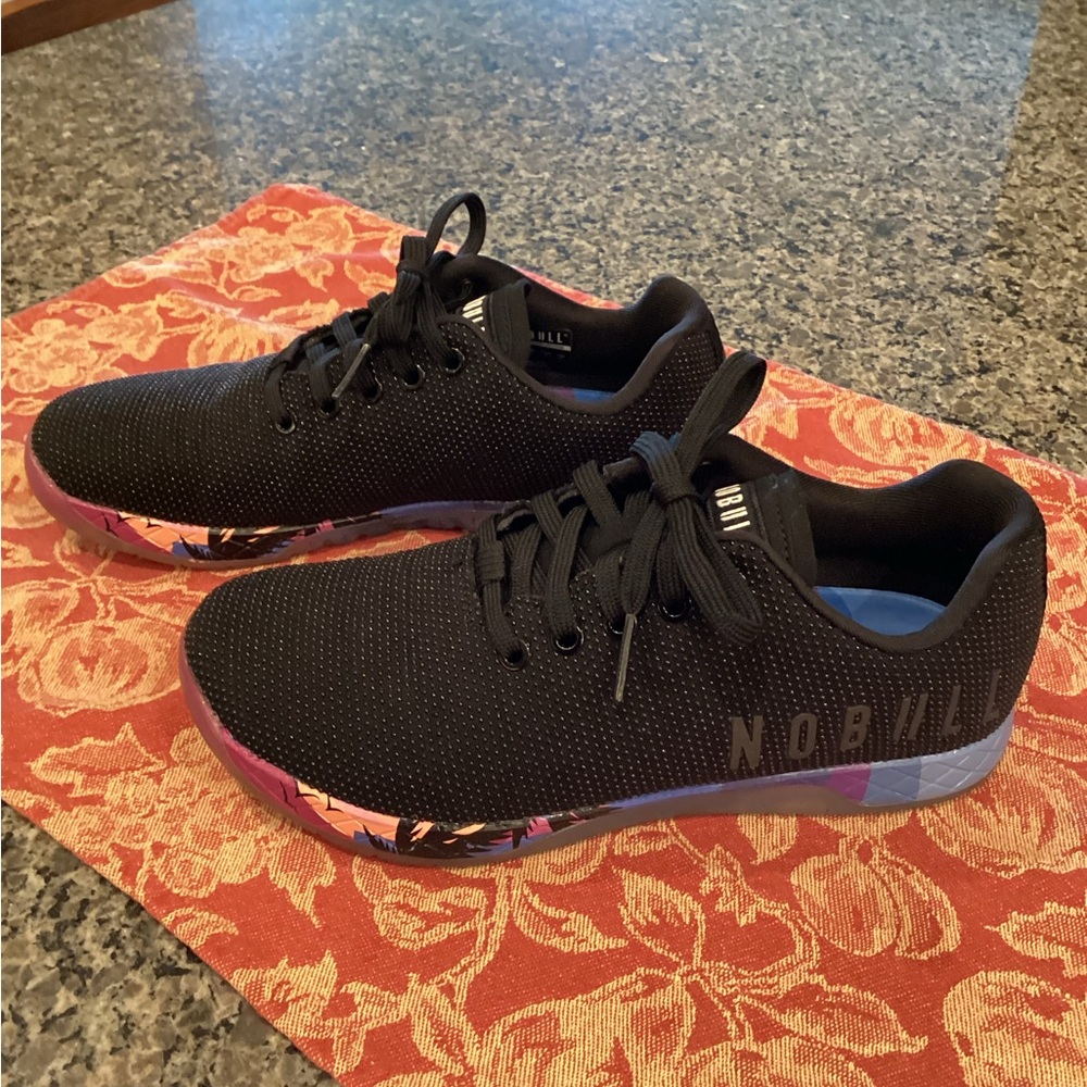 NOBULL Women’s Outwork Black Sunset / 8.5